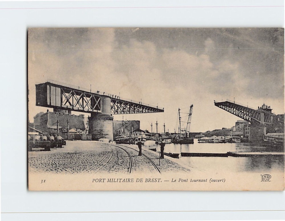 Postcard Port Militaire De Brest Le Pont Tournant Ouvert France Europe