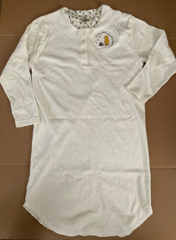 Embroidered Winnie The Pooh Disney Store Woman’s Nightshirt, L/XL
