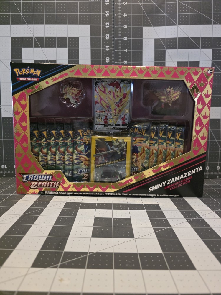 Pokemon Crown Zenith Shiny Zamazenta Premium Figure Collection Sealed