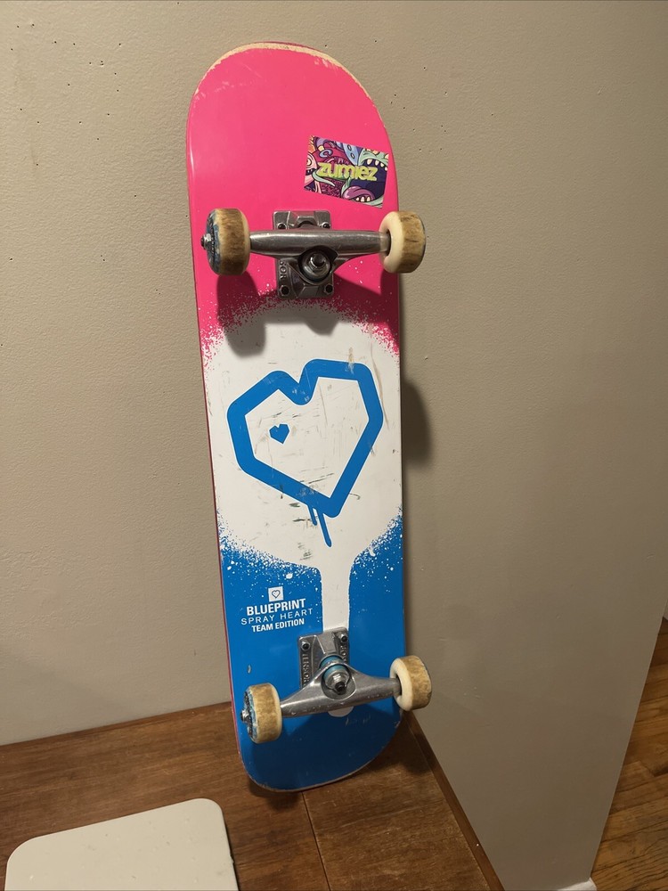 Blueprint Spray Heart Team Edition Skateboard Lighly Used 7.75” Rare, Complete
