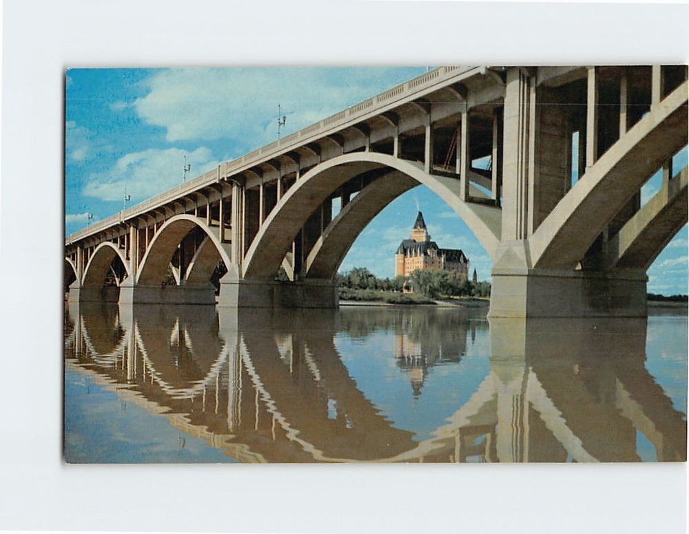 Postcard Broadway Bridge Bessborough Hotel Saskatoon Saskatchewan Canada