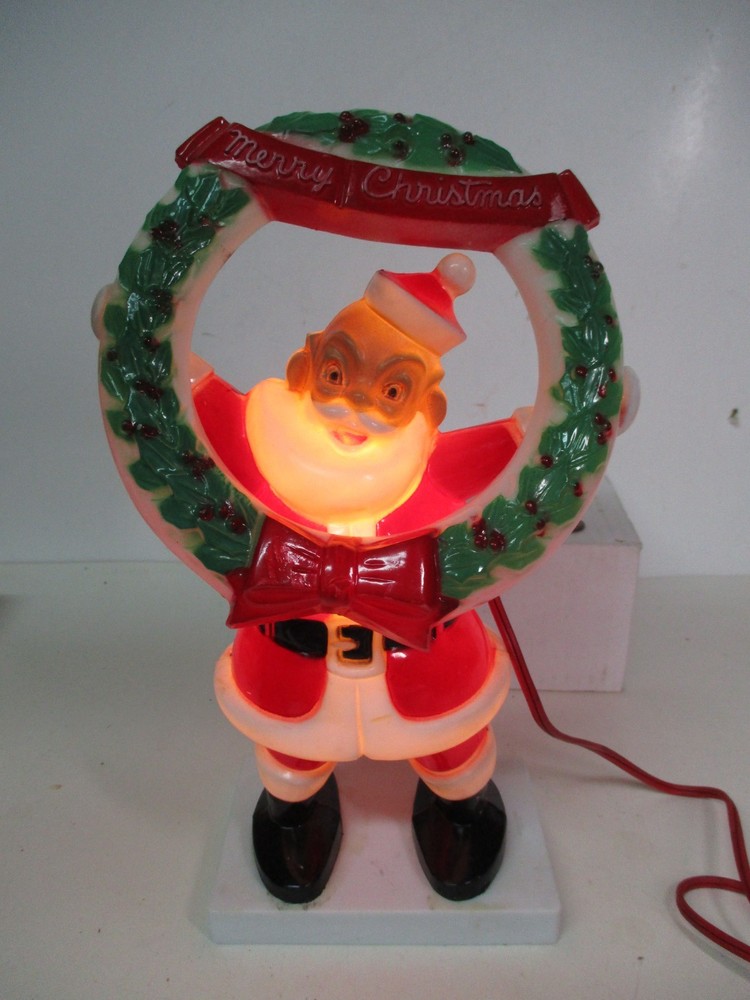 Vintage Miller Electric Hard Plastic Christmas Light - Santa Holds Wreath in OBX