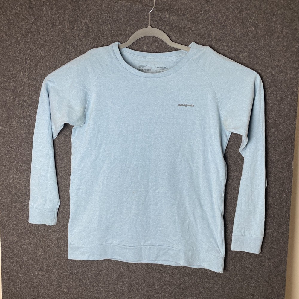 Patagonia Light Blue Responsibili-Tee Long Sleeved Women's Size Medium