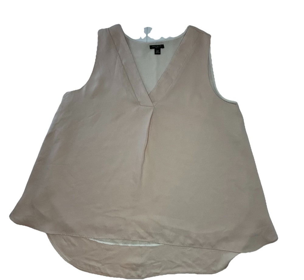 V-neck blouse is from the brand Ann Taylor. Size M Petite