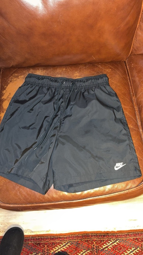 Nike Men’s Black Athletic Shorts Size S Mesh Polyester Drawstring Pockets