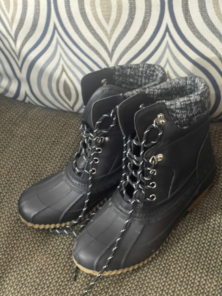 Tommy Hilfiger black duck boots for women size 8M
