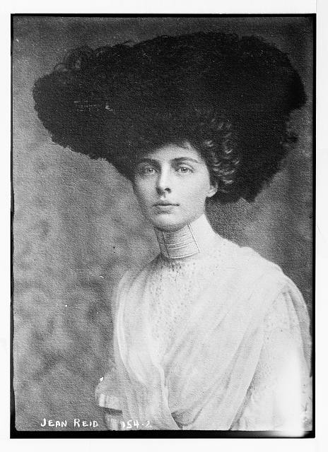 Photo:Jean Reid Portrait Bust 1910s Woman Large Hat Studio Photo