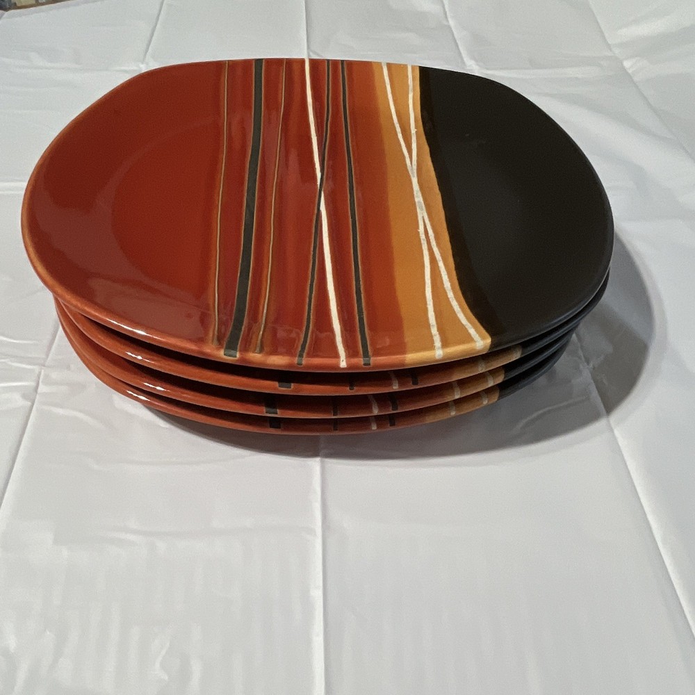 Home Trends BAZAAR RED Dinner Plates 11” Stoneware.  Set Of Four (4).