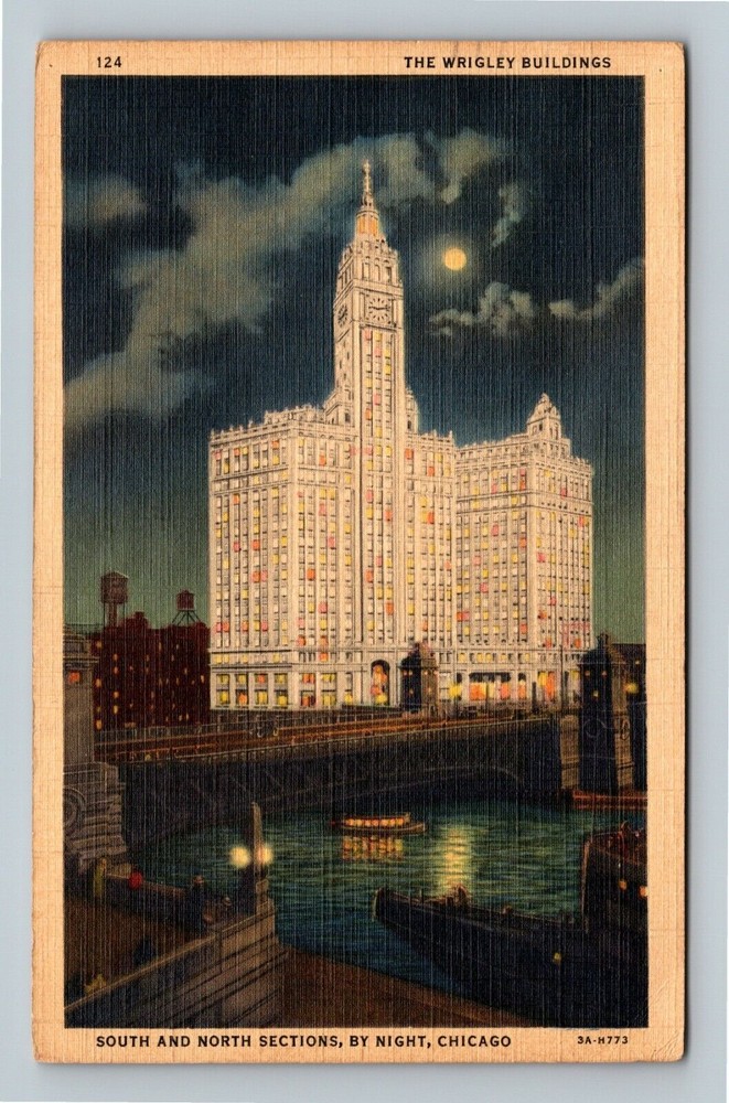 Chicago, 1924 Wrigley Building By Moonlight, River VintageIllinois 1941 Postcard