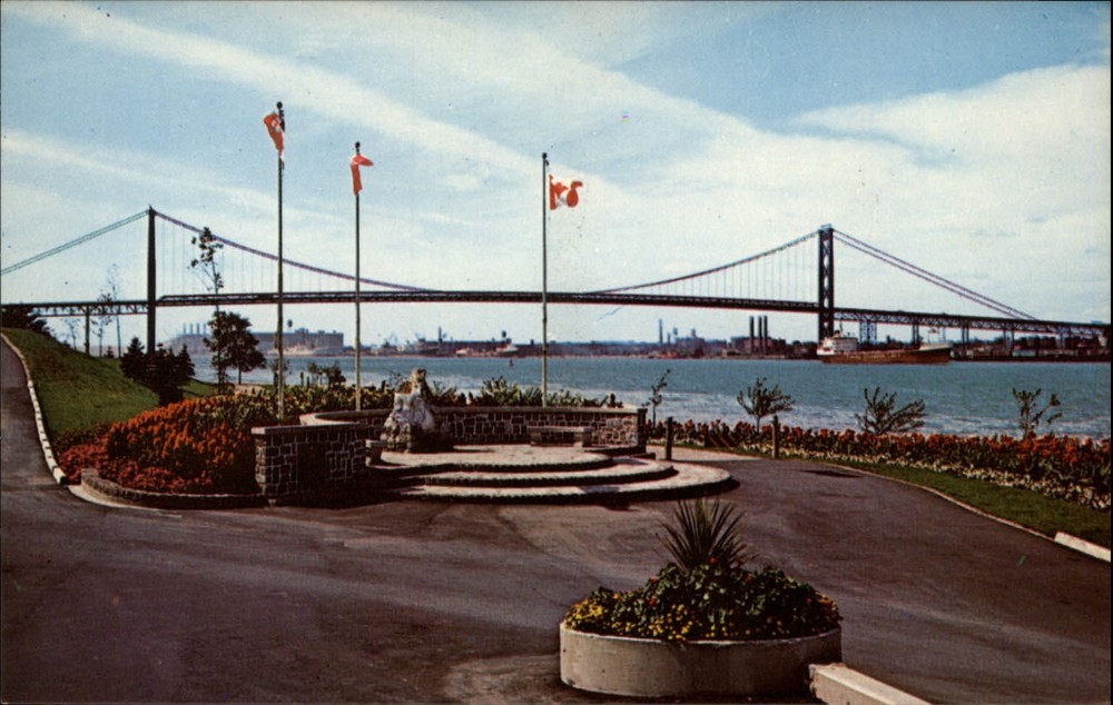 Windsor Ontario Canada Centennial Park Detroit River Ambassador Bridge postcard