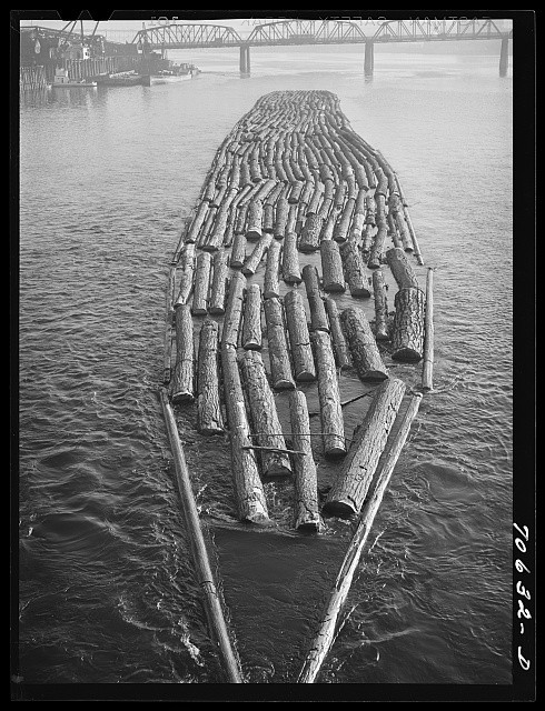 Photo:Portland Oregon 1941 Log Raft Willamette River Bridge Freight Barges