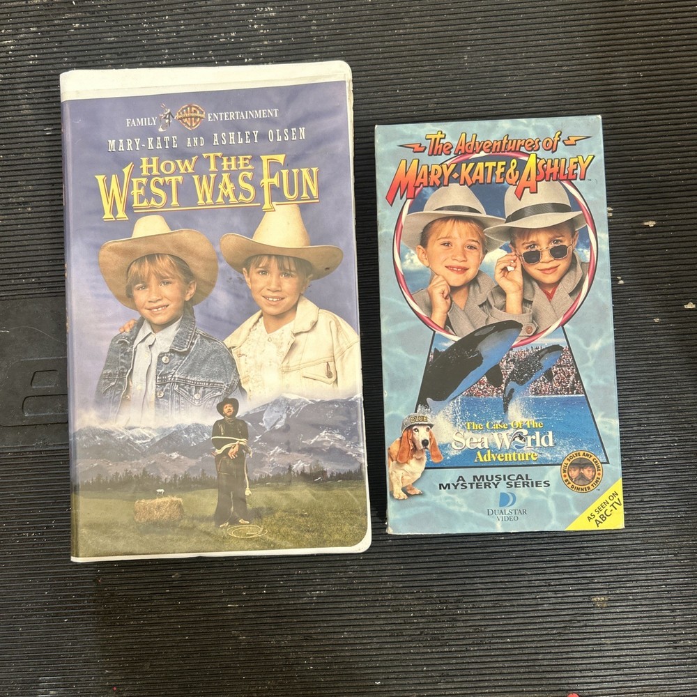 Mary Kate & Ashley Olson Twins VHS LOT Of (2) Sea World Adventure & West Was Fun