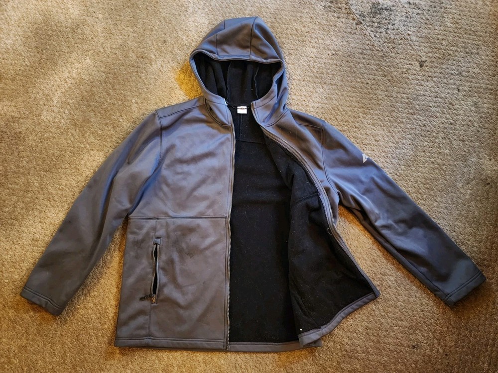 Ozark trail men's hooded softshell jacket Water/Wind Resistant size Large gray