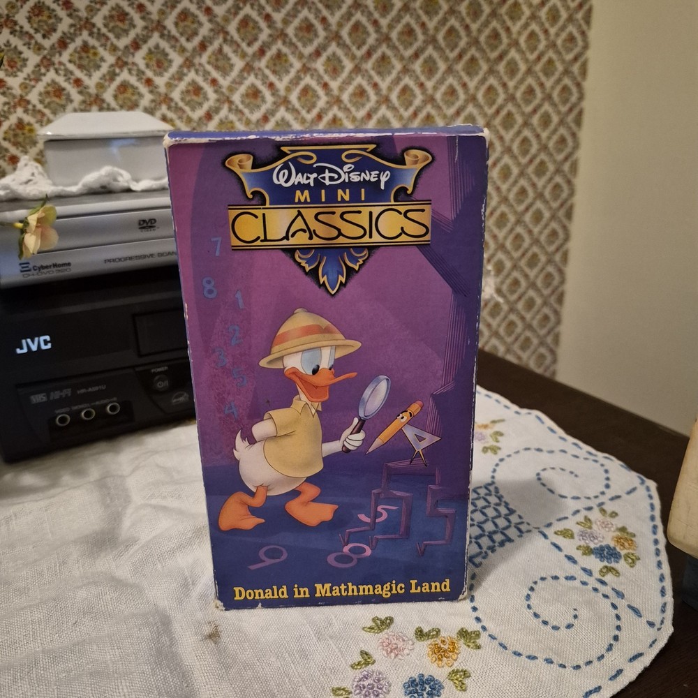 Donald in Mathmagic Land VHS Walt Disney Mini Classics 1992 Vintage Tested