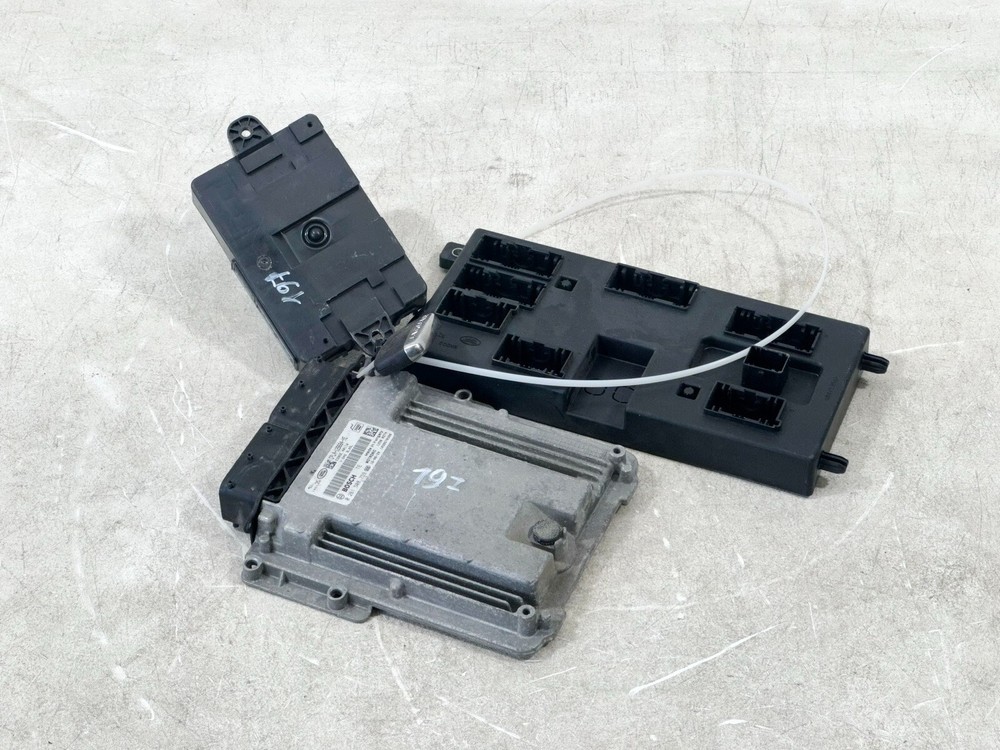 17-20 JAGUAR XE XF F-PACE ENGINE & BODY CONTROL MODULE ECM BCM W/ KEY FOB OEM