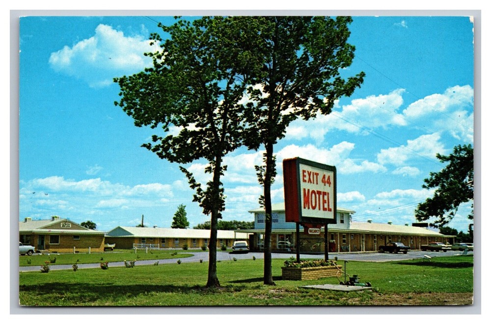 Victor NY New York Exit 44 Motel Restaurant Unposted Chrome Postcard