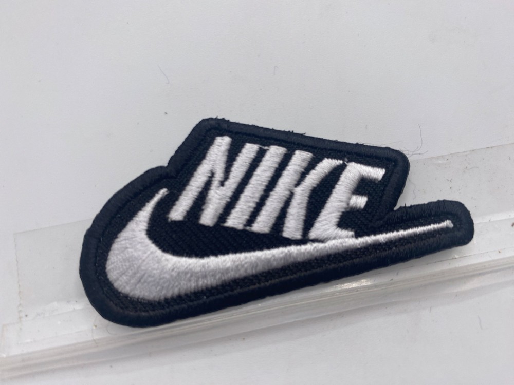 NIKE  NEW EMBROIDERED COMPANY IRON ON NAME PATCH TAG 1-1/2 X 2-1/2