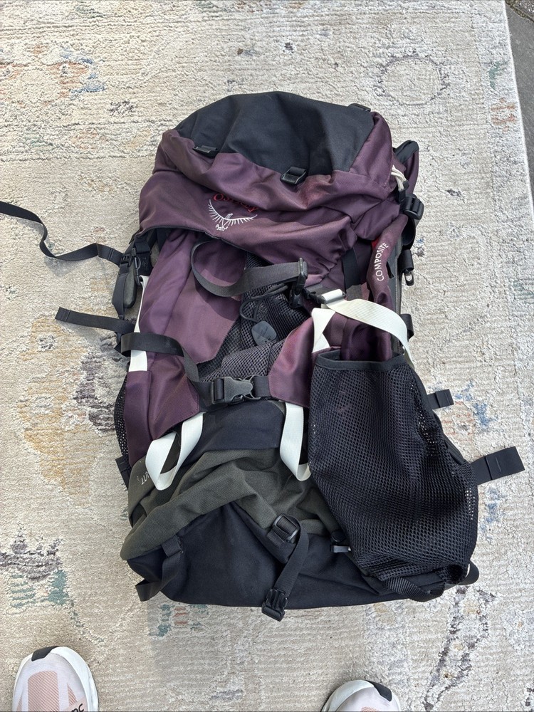 Osprey Luna  Hiking Backpack Medium Women’s Backpacking