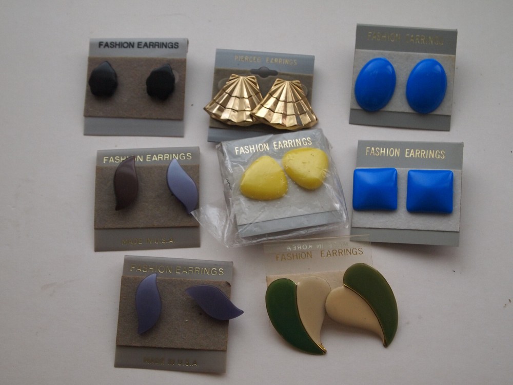 Vintage Lot of 8 Costume Jewelry Fashion Earrings Pairs