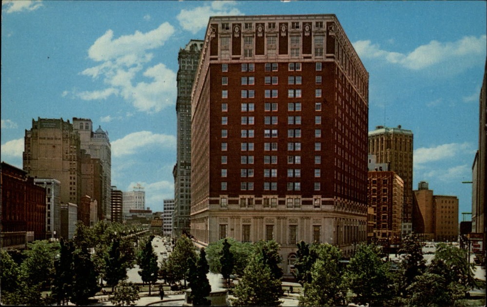 Michigan Detroit Statler Hilton Hotel Grand Circus Park ~ 1950-60s postcard