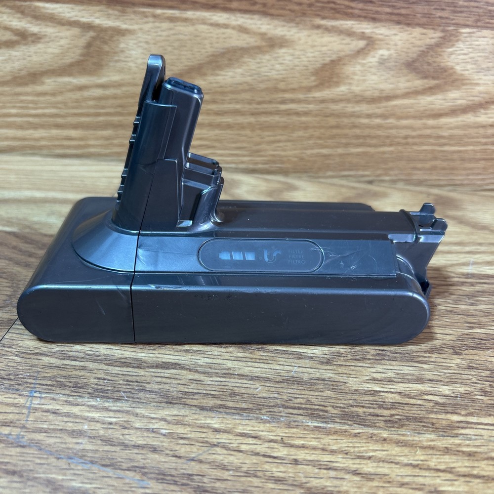 Dyson V11 SV14 Replacement Li-ion Screw-in Battery 25.2V