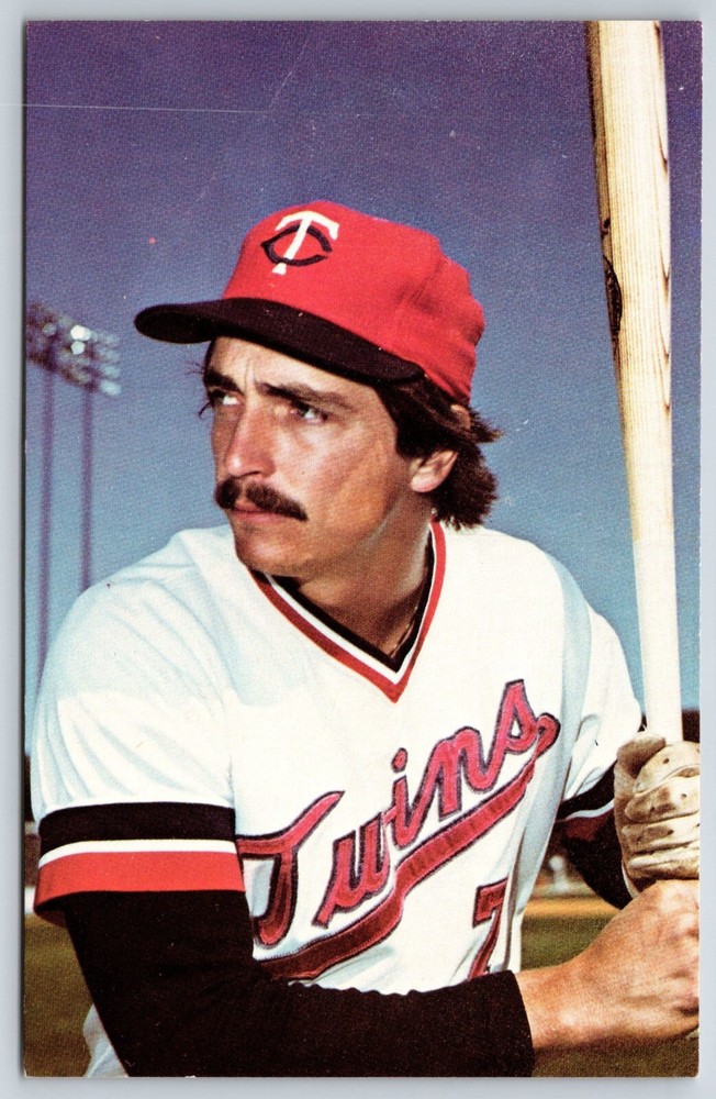 Sports~Rob Wilfong Infielder Of Minnesota Twins Baseball Team~Vintage Postcard