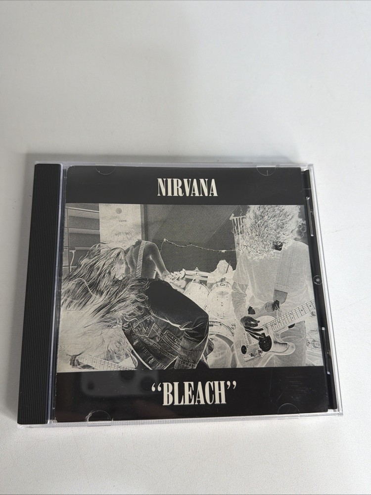 Nirvana Bleach CD Sub Pop Grunge Kurt Cobain Album 1989 Rock