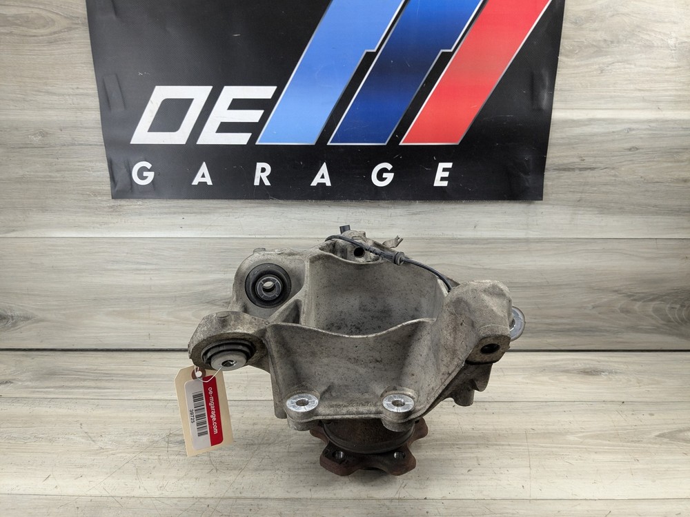 OEM BMW G05 G06 G07 X5 X6 X7 Rear Left Driver Side Hub Spindle Knuckle Bearing