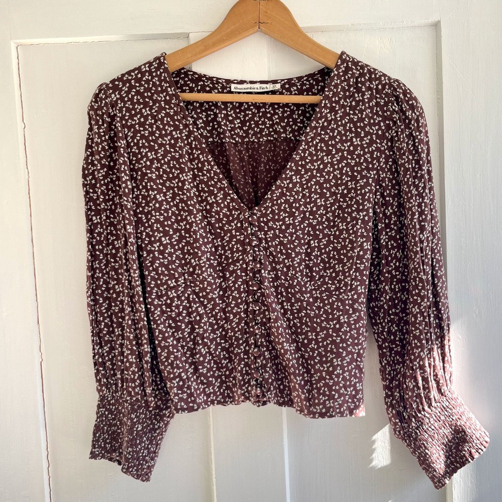 Abercrombie and Fitch Puff Sleeve V-Neck Blouse Size XS