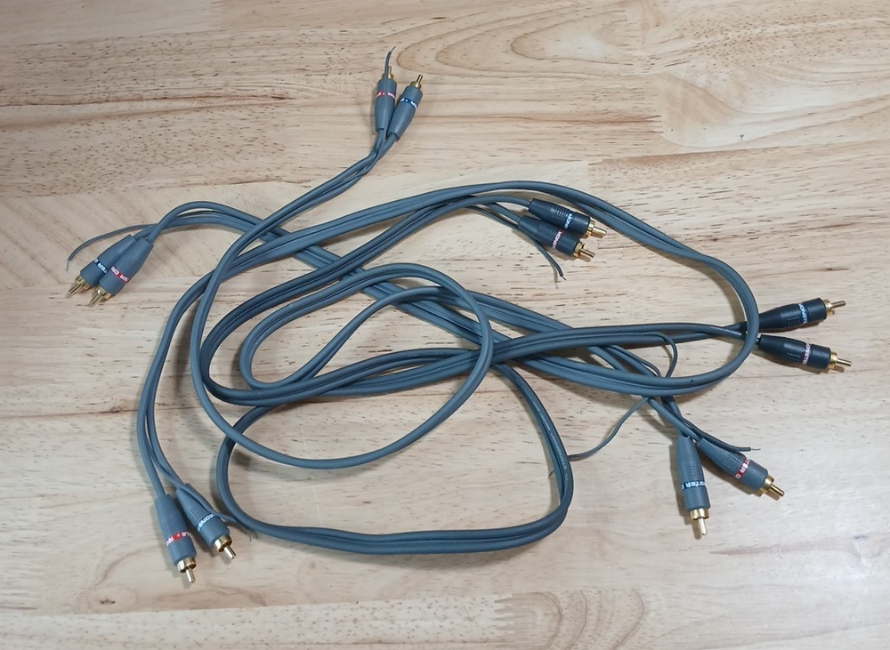 Monster AV 3 Foot Cable Lot of 3 *Pre-Owned*