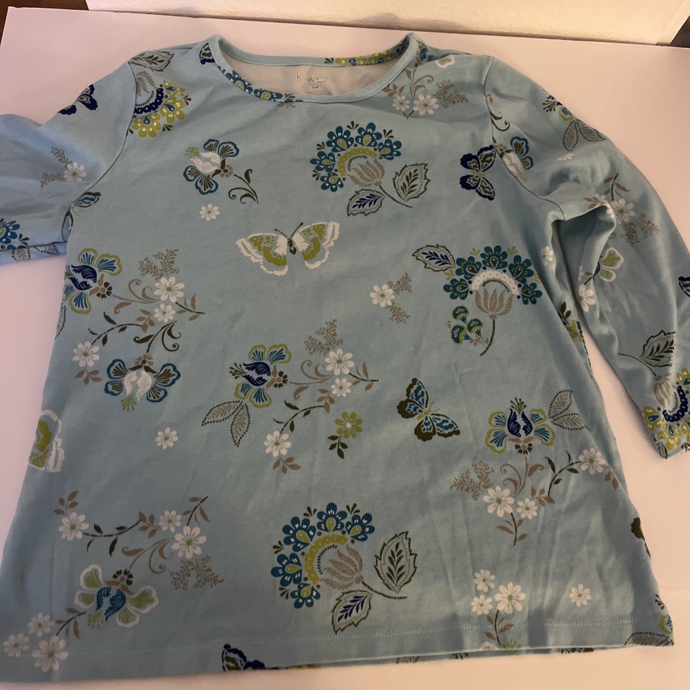 Kim Rogers Petite Medium Light Blue Top Preowned
