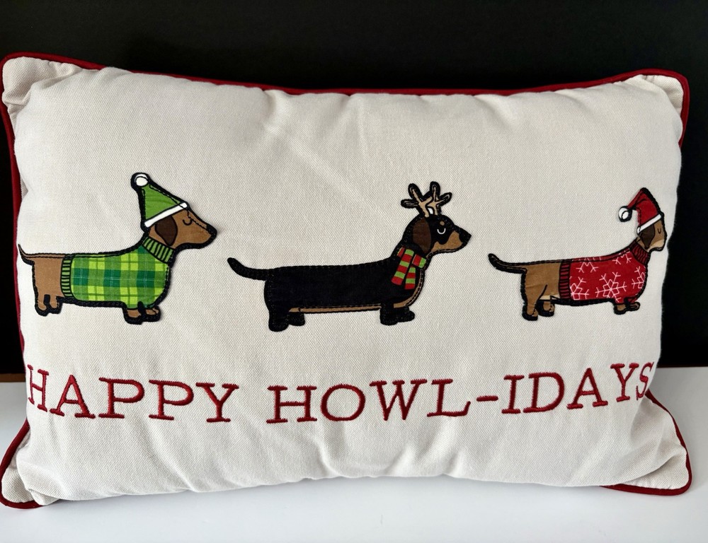 Dachshund Doxie Weiner Dog Christmas Decorative Accent Throw Pillow 18