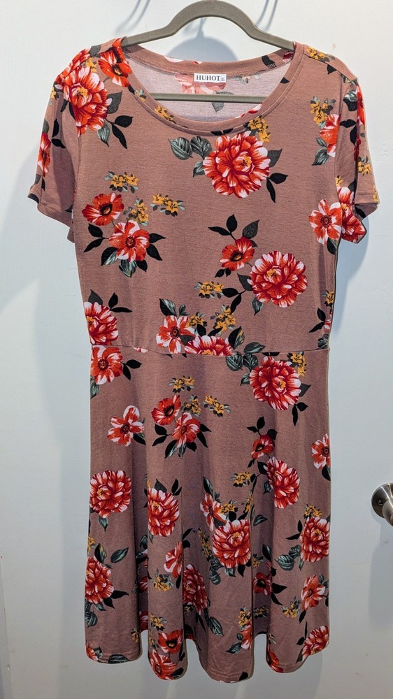 Women's XL Midi-Dress, Rouge w/ Floral Pattern, Short Sleeve, A-Line Dress