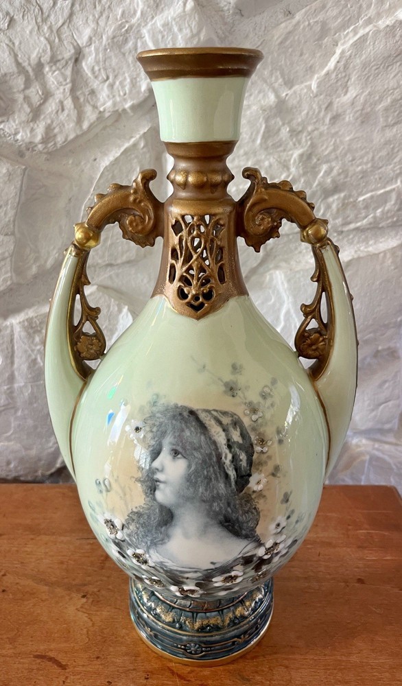 Antique Ernst Wahliss Nouveau Portrait Vase Gold Handles 13.5” Turn Wein Austria