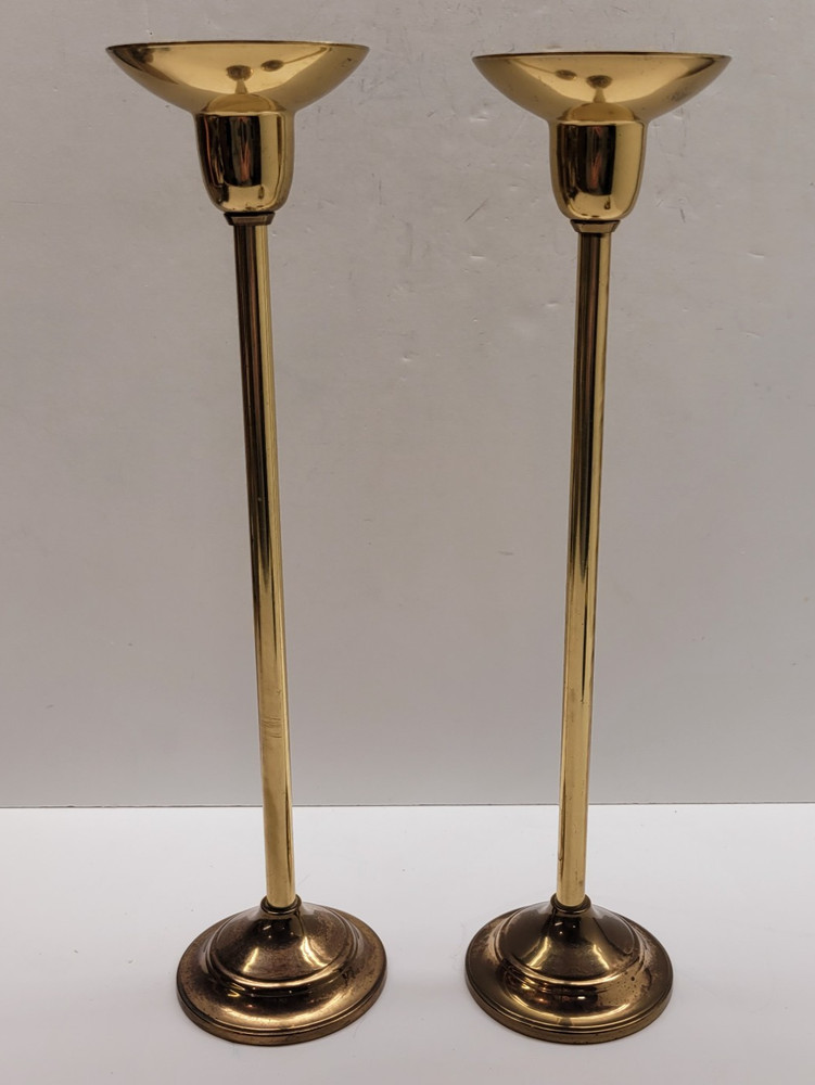Set Of 2 Vintage Brass Candlestick Holders. 11.5” Tall