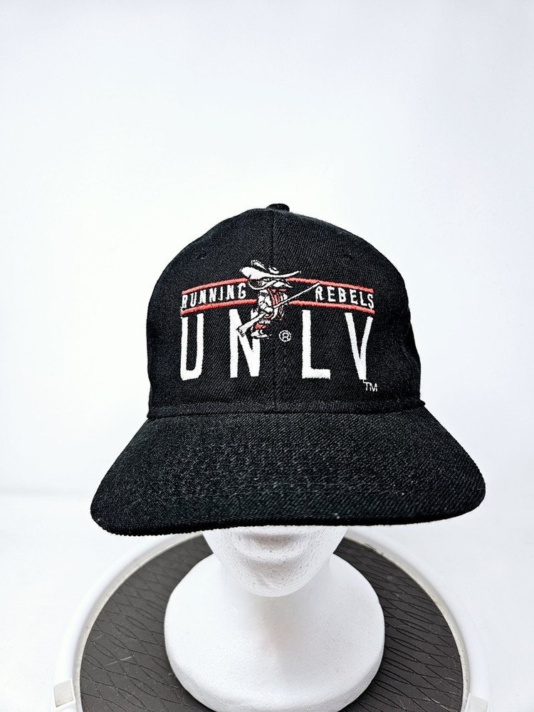 Vintage UNLV Runnin Rebels Black Wool Snapback Hat NCAA Retro Basketball Cap Fast Shipping
