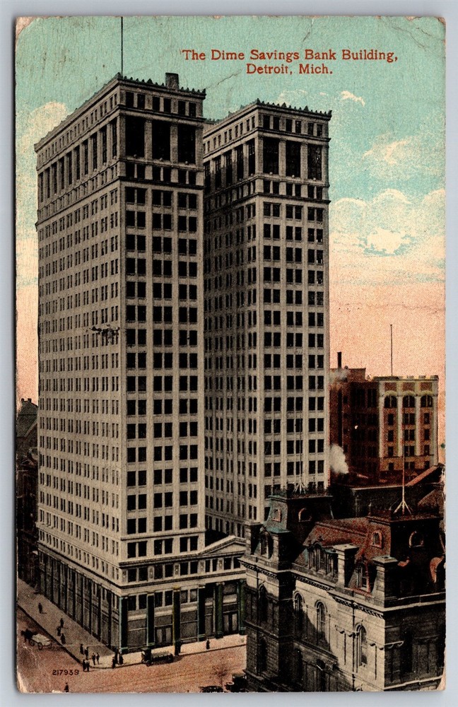 The Dime Savings Bank Building Birdseye Detroit MI C1914 Postcard U16