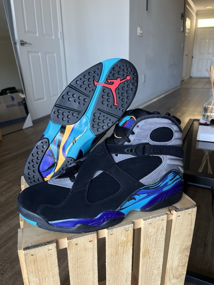 Size 10 - Air Jordan 8 Retro 2025 Aqua