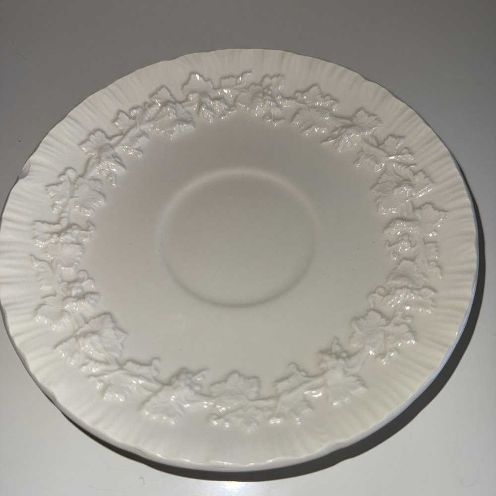 Antique Wedgwood Barlaston Cream-On-Cream Queensware Grape Leaves Good Cond Used
