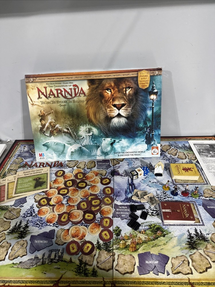 Chronicles of Narnia The Lion Witch Wardrobe Board Game 2005 Missing One Wolf