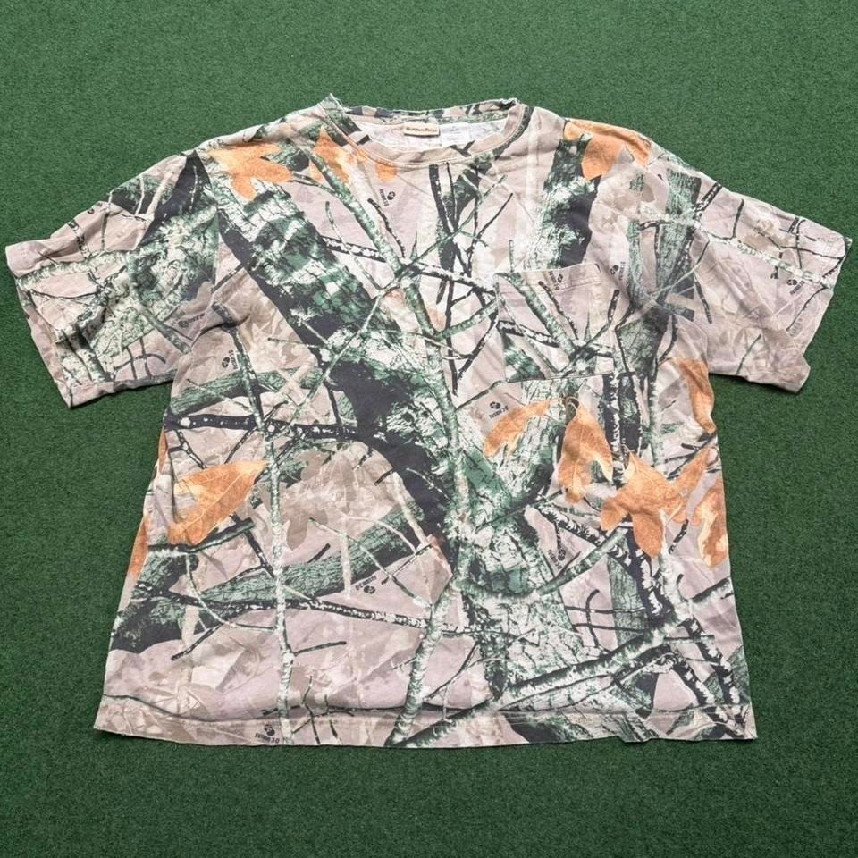 Vintage 90s camo pocket tee outdoors woodsy camouflage 1990s pocket t shirt