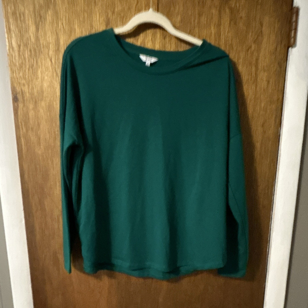 Crown & Ivy Green Solid Knit Stretch Crew Neck Long Sleeve Pullover Top Size M