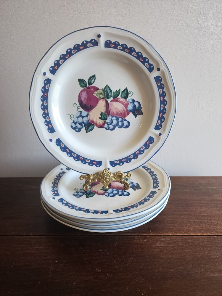 Set Of  4 VTG Fruits Multicolor Benchmark Home Products 10-5/8