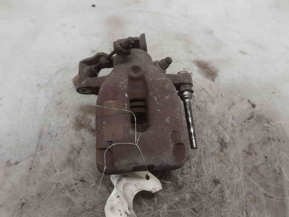 Peugeot 207 4400W6 right rear brake caliper