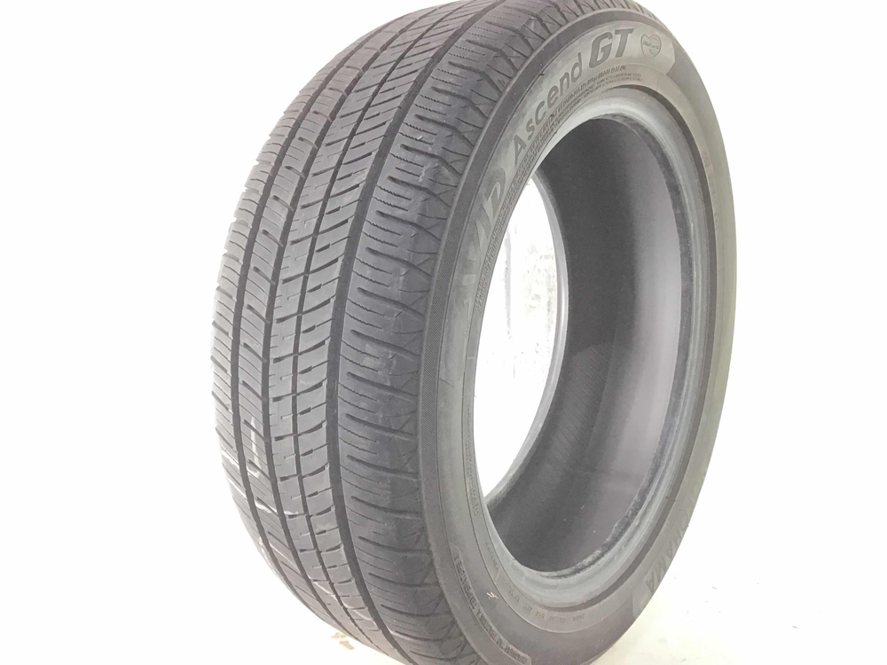 P215/55R17 Yokohama Avid Ascend GT 94 V Used 7/32nds