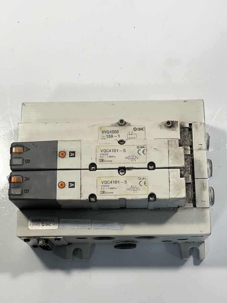 SMC VQC4101-5 Solenoid Valve (VQC4A01) W/ VQ4000 Manifold