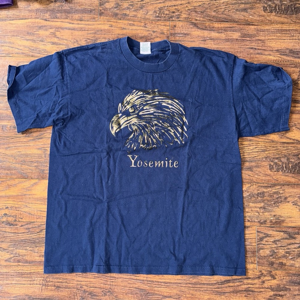 Vintage 90s Yosemite National Park Eagle Gold Reflective Print T Shirt Size XL