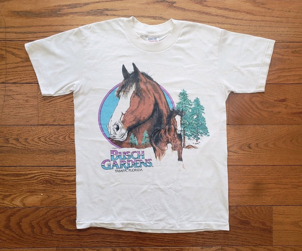 Vintage 90s Busch Gardens Running Horses Cream Oneita T-Shirt Mens Size M USA