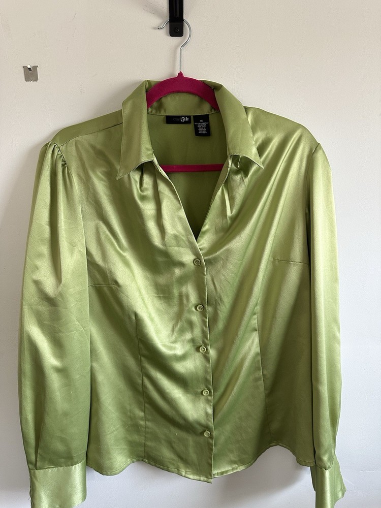 east 5th Satin Button Down Collared Blouse Green Long Sleeve Size 16