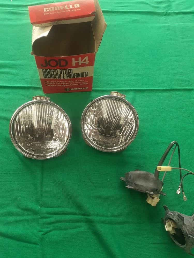 LANCIA BETA COUPE' / HPE PAIR OF LOW BEAM HEADLIGHTS H4 TROLLEY 03259700 521